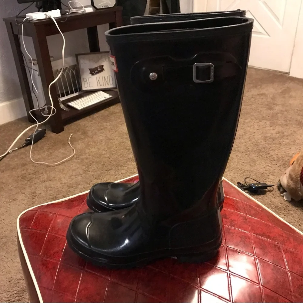 Hunter Unisex Gloss Original Kids Classic Rain Boots